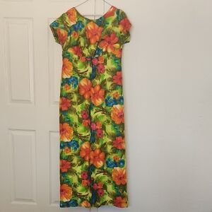 Alice Plynesian Vintage Floral Shortsleeve Maxi Front Slit Pleated Back Medium